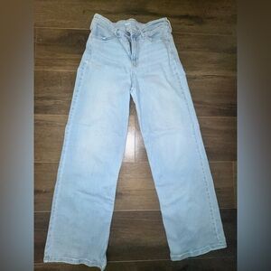 Old Navy Light Wash Wide Leg Jeans